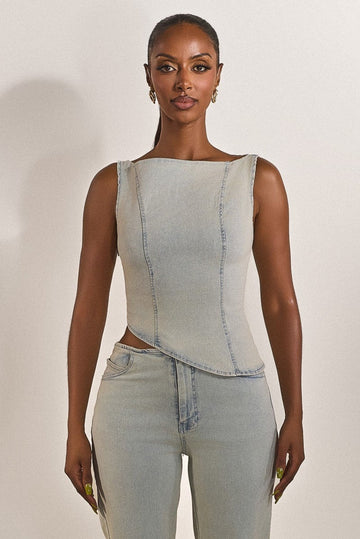 The Mika Set Top in Light Wash
