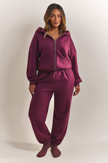 The Classics Cuffed Joggers in Plum